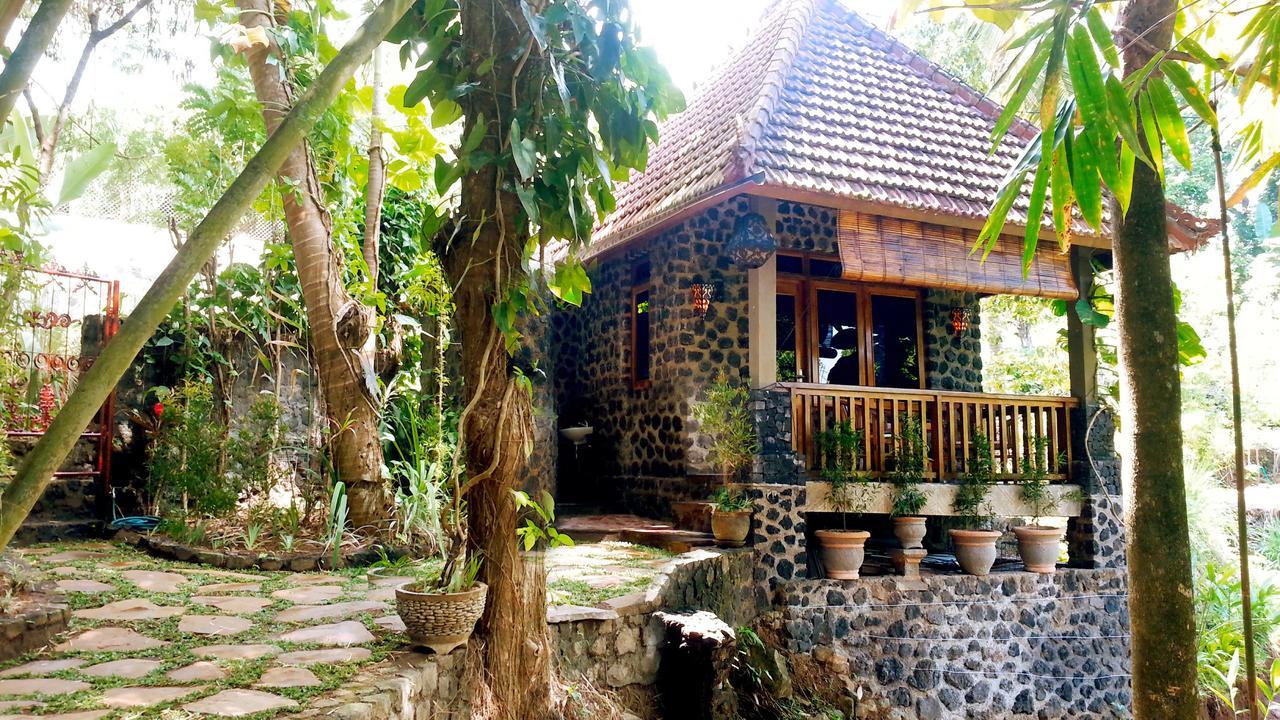 سينغاراجا Pondok Manis المظهر الخارجي الصورة
